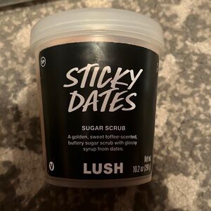 Lush cosmetics sticky dates sugar scrub